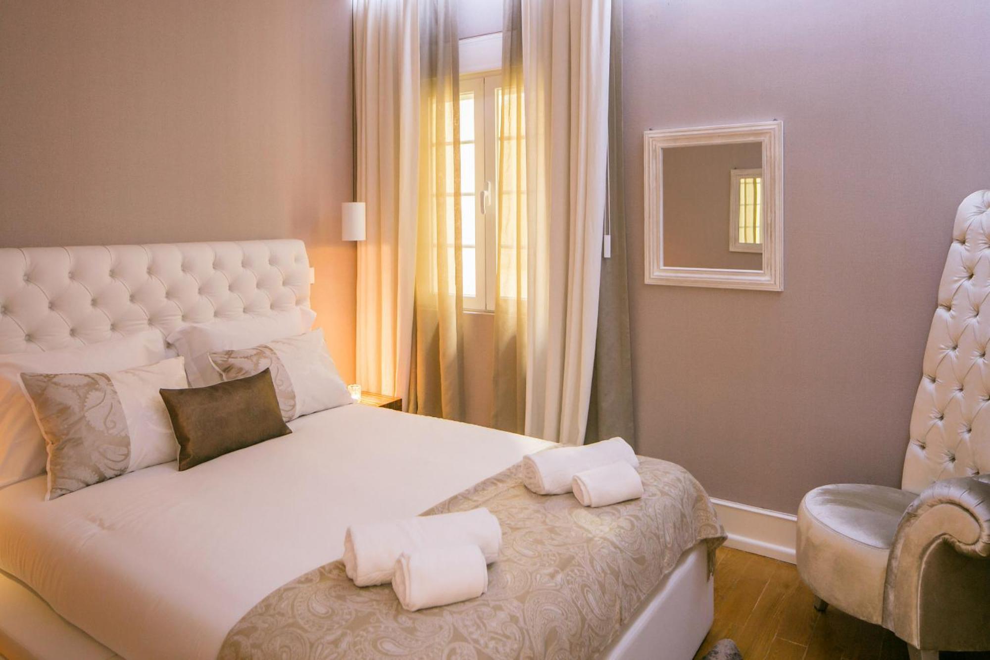 Apartament With A Terrace In The Heart Of Lisbon, 300 Екстериор снимка